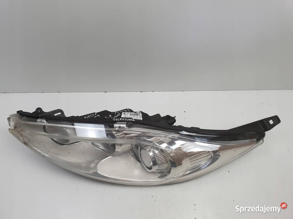 LAMPA LEWA Ford Fiesta VII MK7 0813r LIFT Rudka