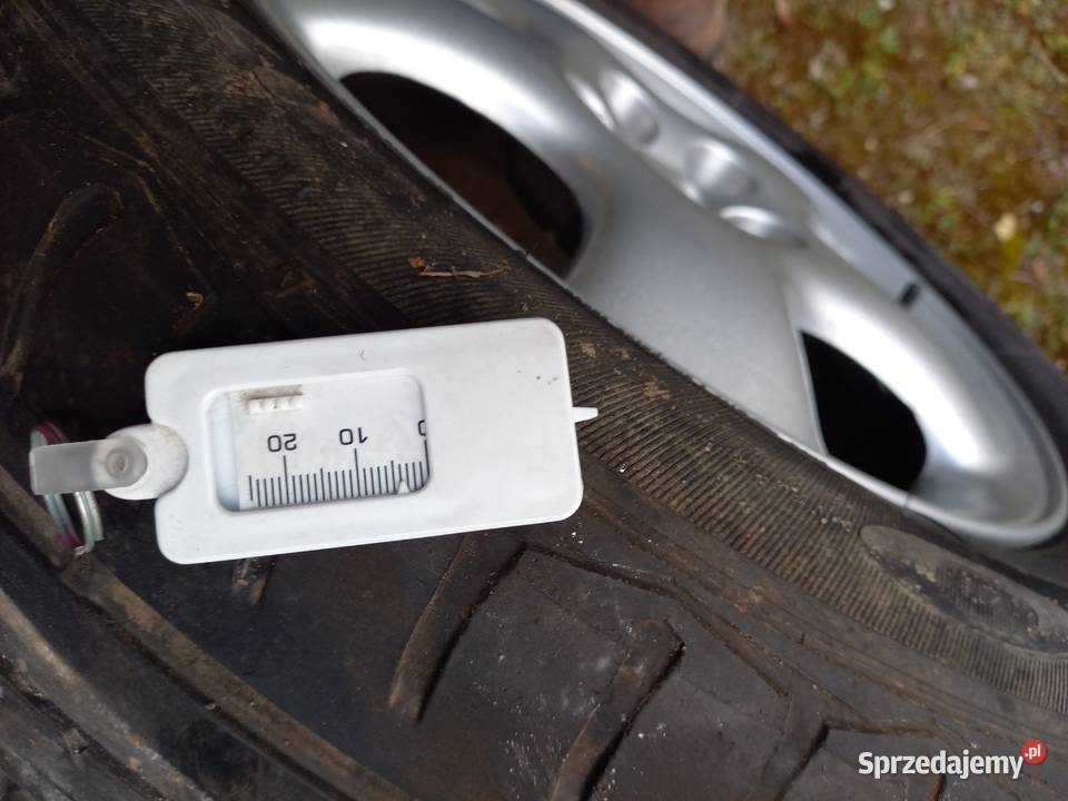 Subaru Forester felgi alu 16 OE komplet 4