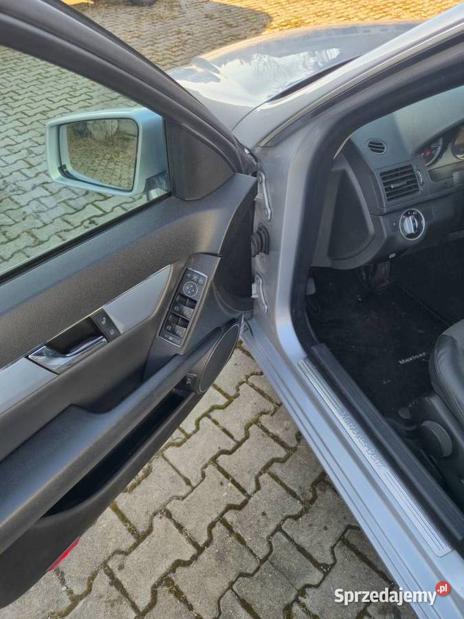 MercedesBenz Klasa C W204 Mercedes 220 Jeden 229000km Ostrołęka