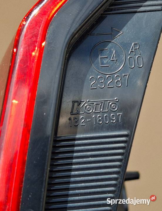 SUZUKI VITARA III 3 LAMPA KLAPY PRAWY TYŁ PRAWA sprzedam