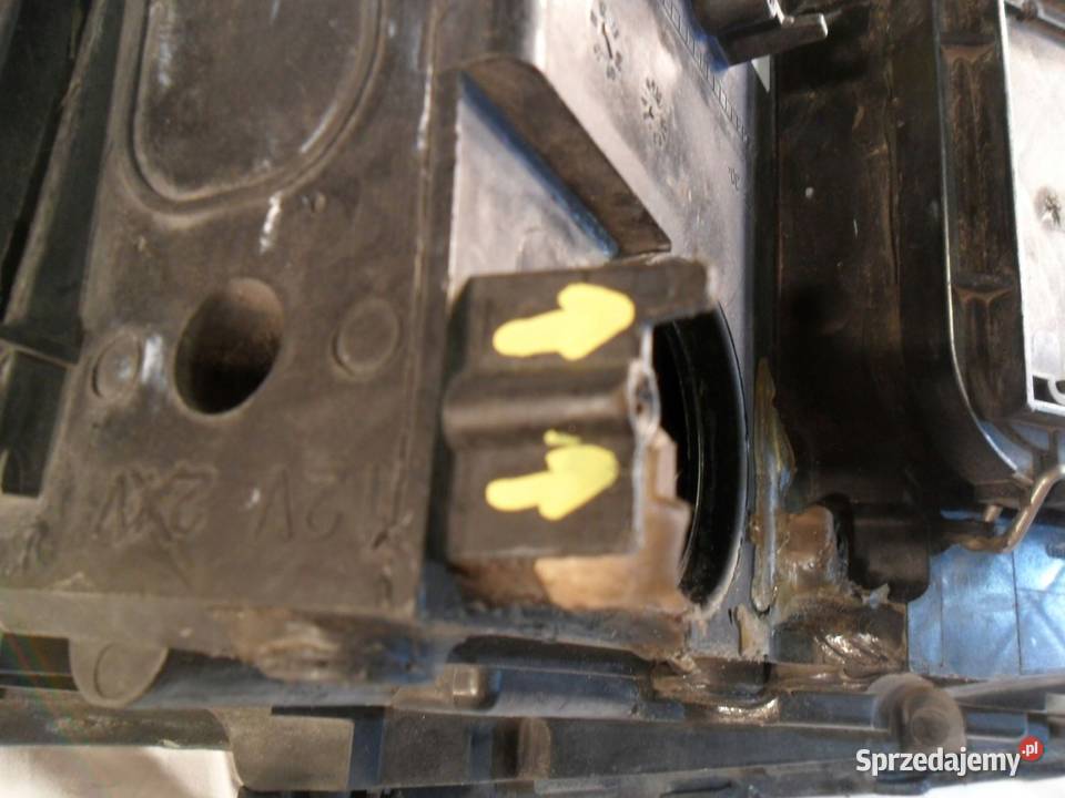 Audi Q5 8R reflektor prawy przedni lampa prawa Nowy Tomyśl