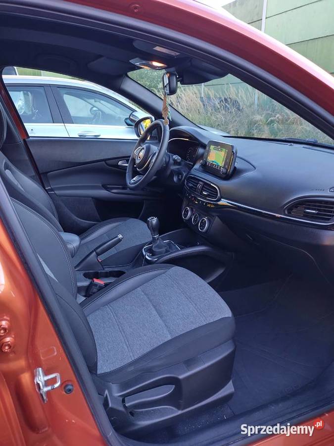 FIAT TIPO CROSS 10 T3 Myślenice
