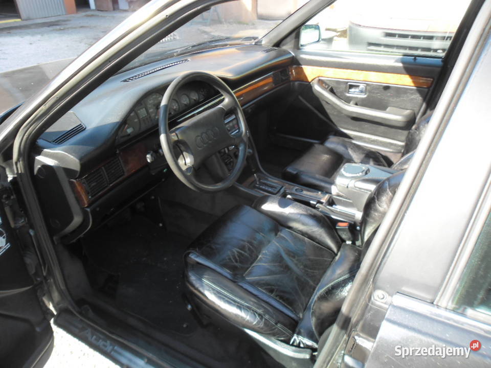 Audi 100 typ 44 model V8 D11 23 R5 Zółte tablice opolskie Nysa