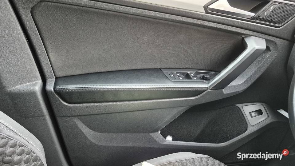 VW Tiguan TDI 2l 2019 135000 DSG czarny idealny Szczecin