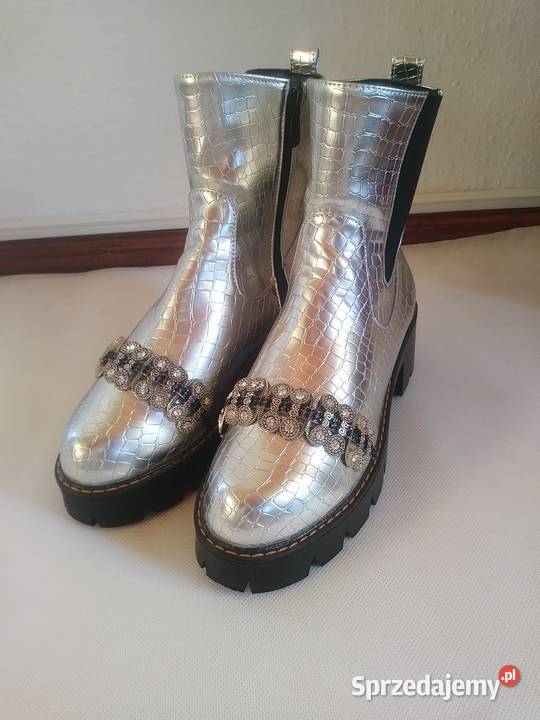 Botki srebrne 39 25.5cm Miastko