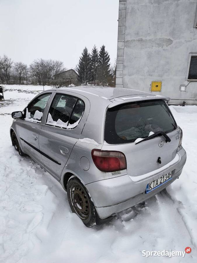 Toyota Yaris 10 2002r benzyna małopolskie