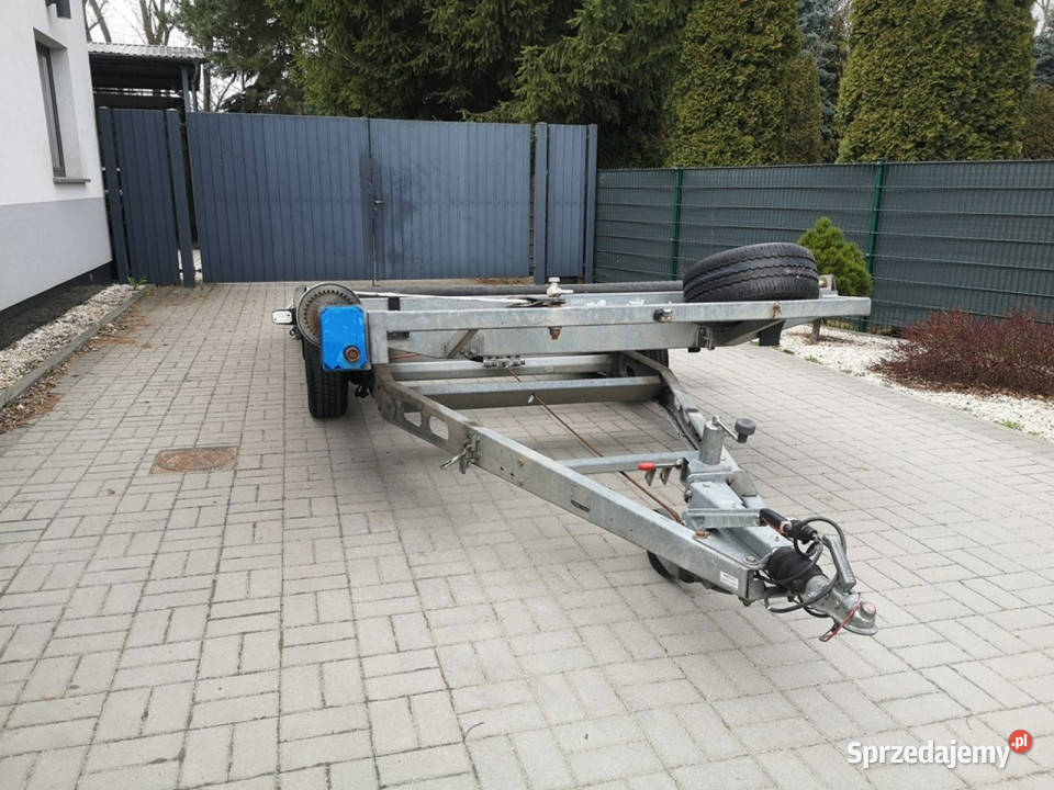 do przewozu samochodów Humbaur G Laweta uchylna Rok produkcji 2008 Strzegom