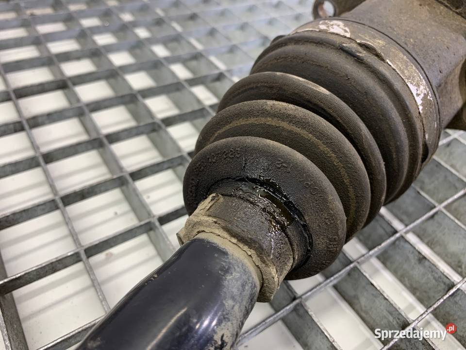 PÓŁOŚ PRAWY PRZÓD AUDI A4 B7 8E0407272AR 20 170