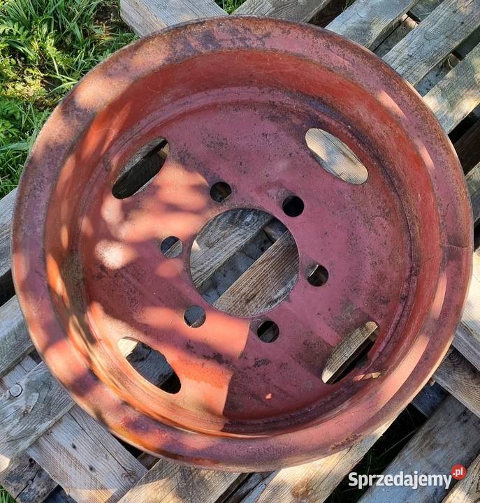 Felga do przyczepy rolniczej d44 nieuszkodzony