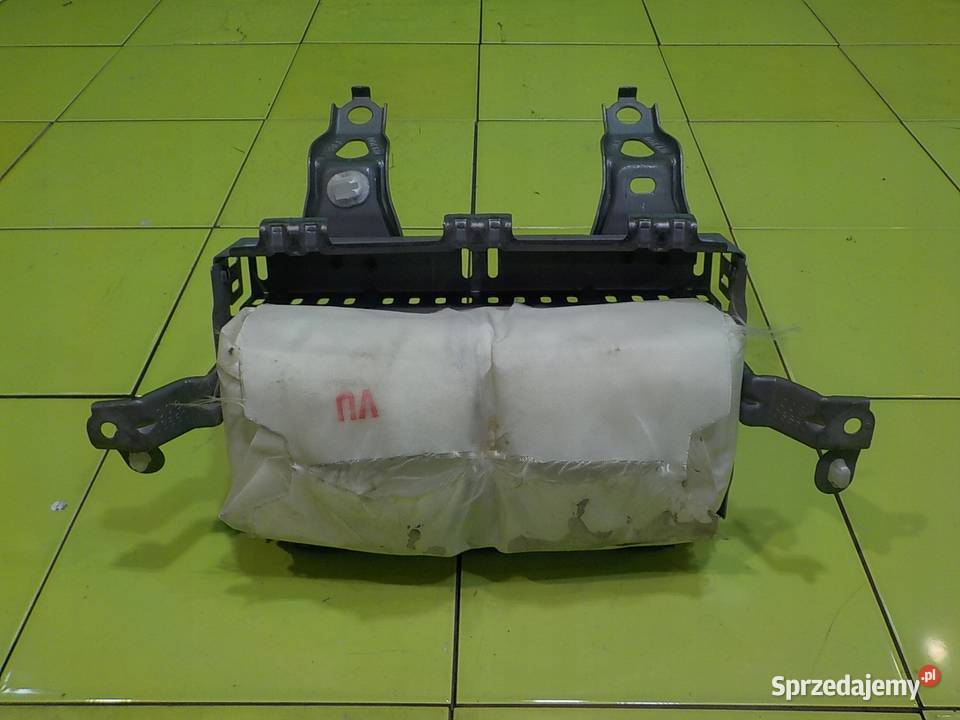 TOYOTA PRIUS III 10r 18 VVTI 5D AIRBAG poduszka osobowe Suków
