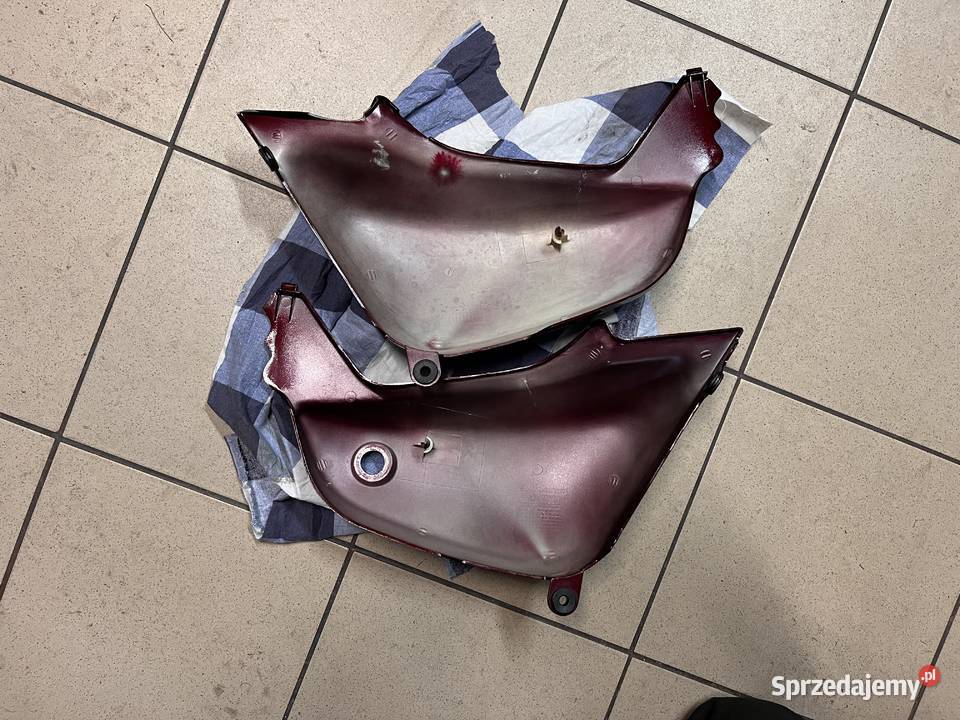 Boczek osłona prawa lewa Hyosung GA 125 Cruise Brzeszcze