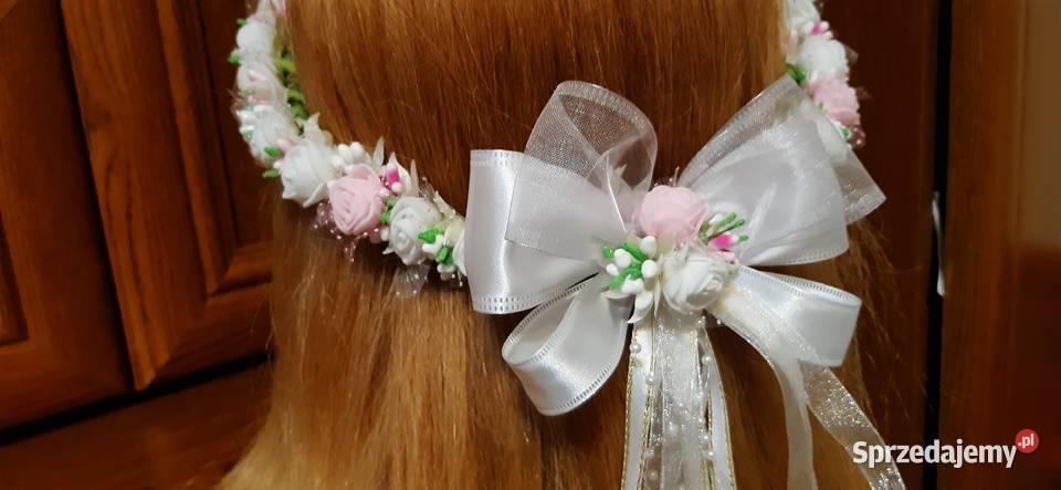 Wianek komunijny biało różowy Borów