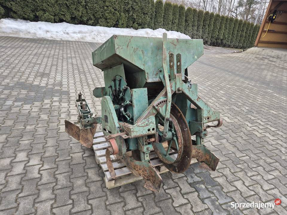 Sadzarka do ziemniaków czeska Kowale