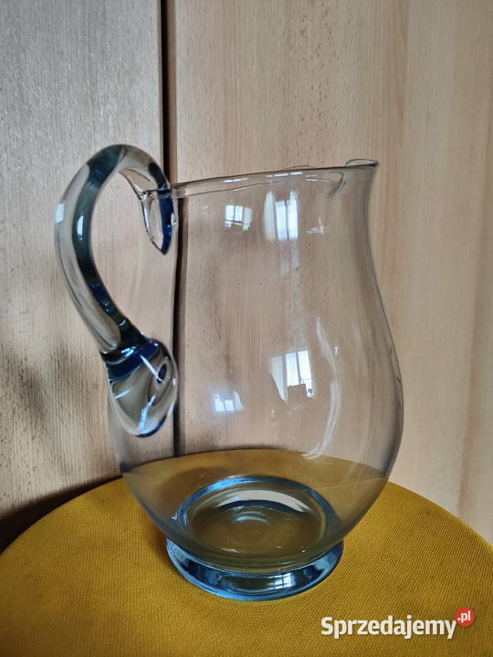 Dzban ze szkła barwionego w kolorze błękitu PRL Lublin