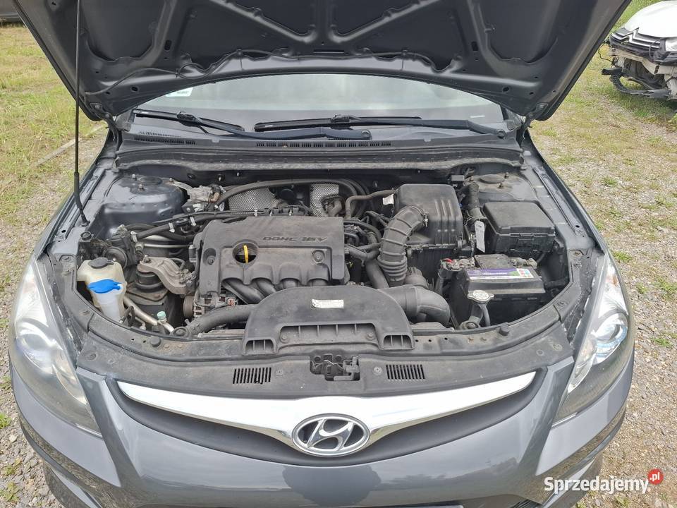 Hyundai i30 benzyna+LPG Mrozy sprzedam