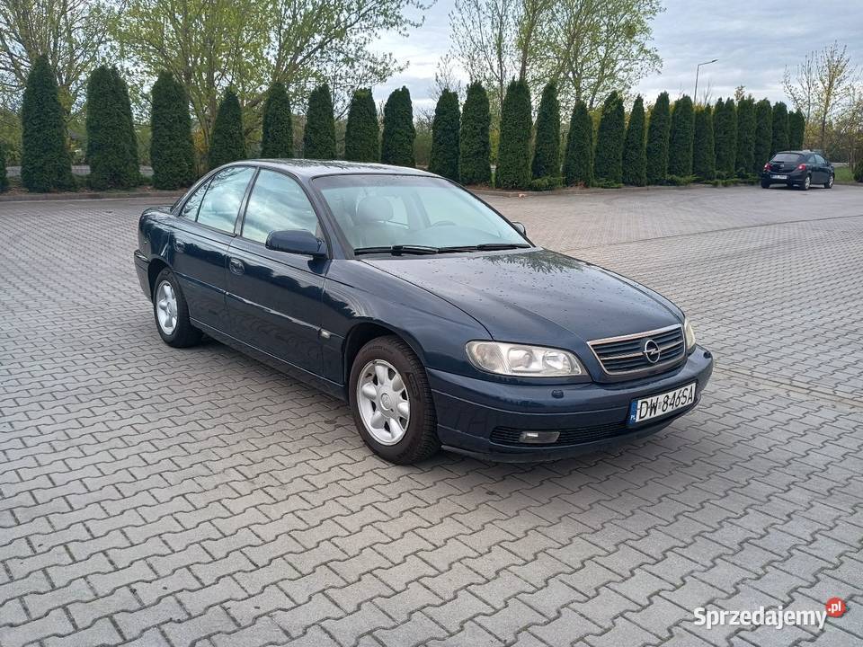 Opel Omega 22 benzyna2002 Oleśnica sprzedam