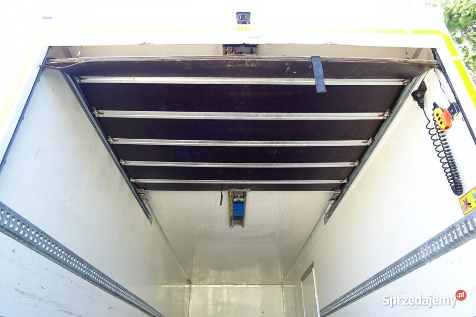 Mercedes Atego 1218 Euro 6 kontener 20pal winda tachograf