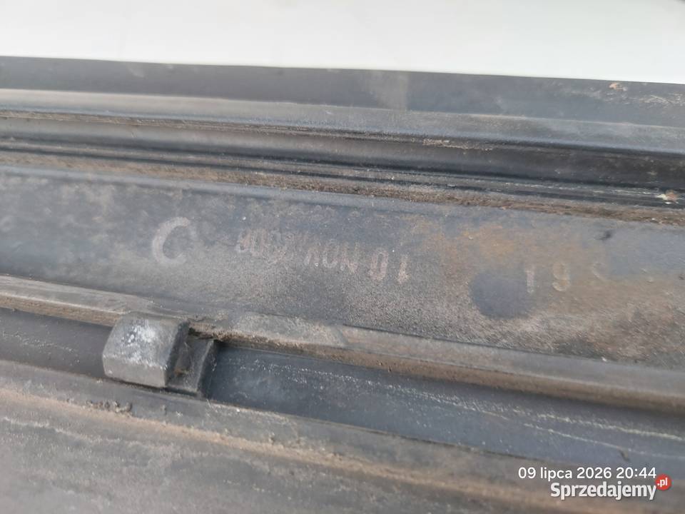 AUDI A8 D3 42 TDI 0510 LISTWA DRZWI DOLNA LEWA świętokrzyskie