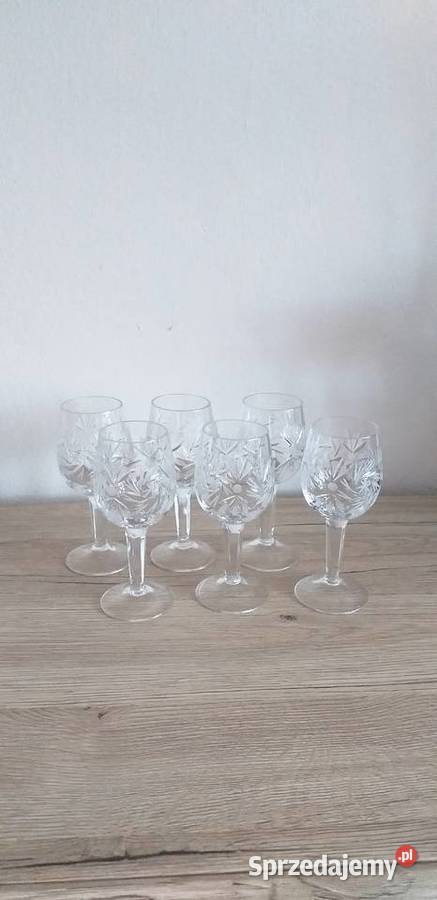 Kryształowe kieliszki prl Przedbórz sprzedam