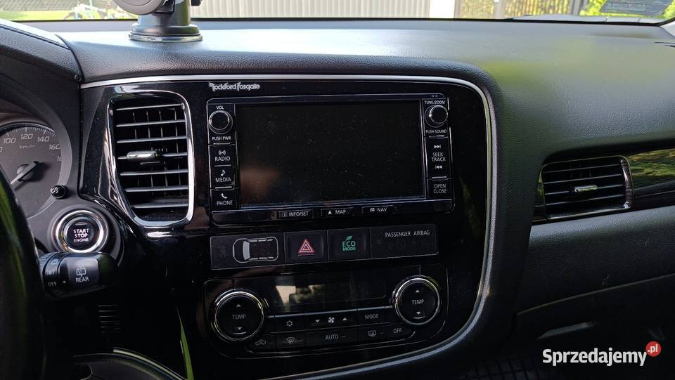 Mitsubishi Outlander 2016r 20 Benz 4x4 7osobowy tempomat Zgłobice