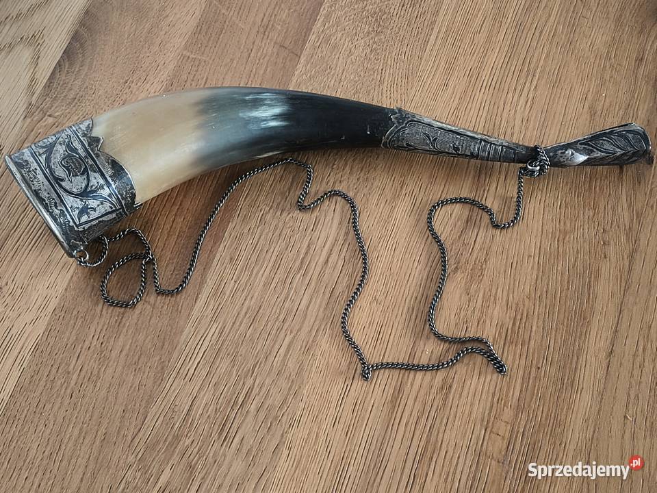 Róg obfitości bawoli niello okuty w srebro Ag Szczecin