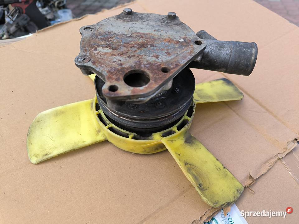 Fiat 125p 1300 1500 pompa wodfna osobowe Stalowa Wola