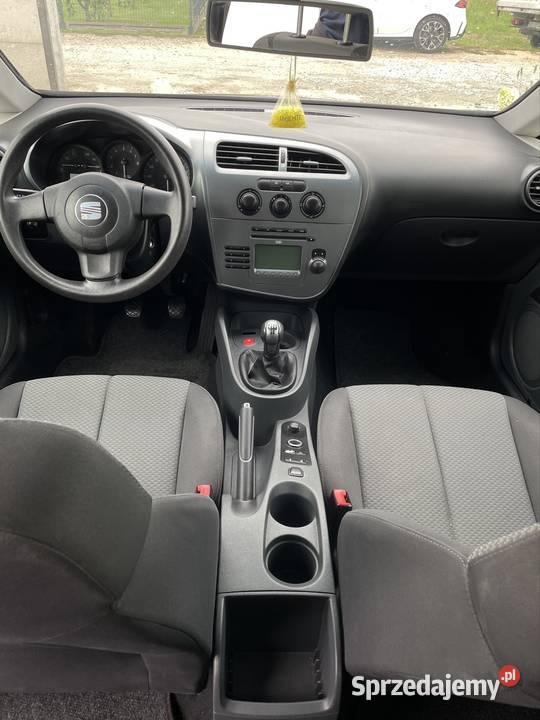 Seat Leon 16 MPI 102 opolskie Skoroszyce