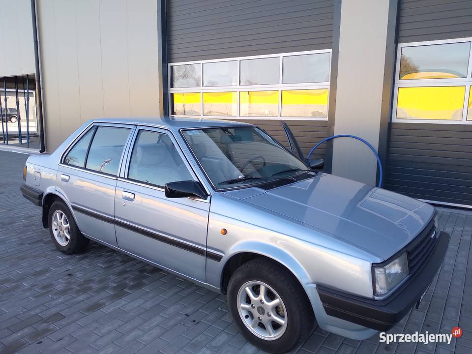 Stan idealny Wszystko sprawne Orginalny lakier Dąbki