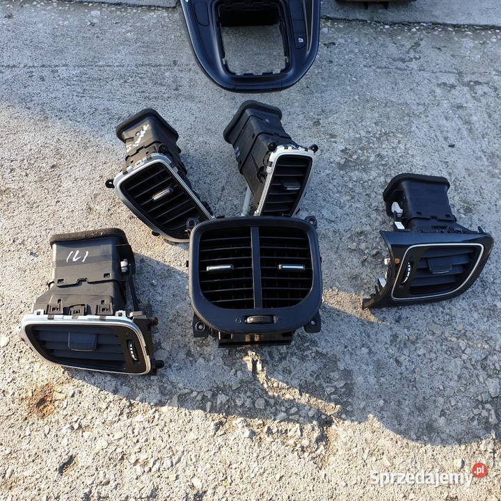 KIA CARENS IV KRATKA NAWIEWU WLOT POWIETRZA 14R Łochowice