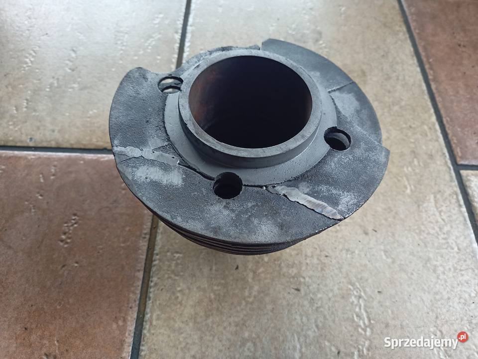 Cylinder junak m10