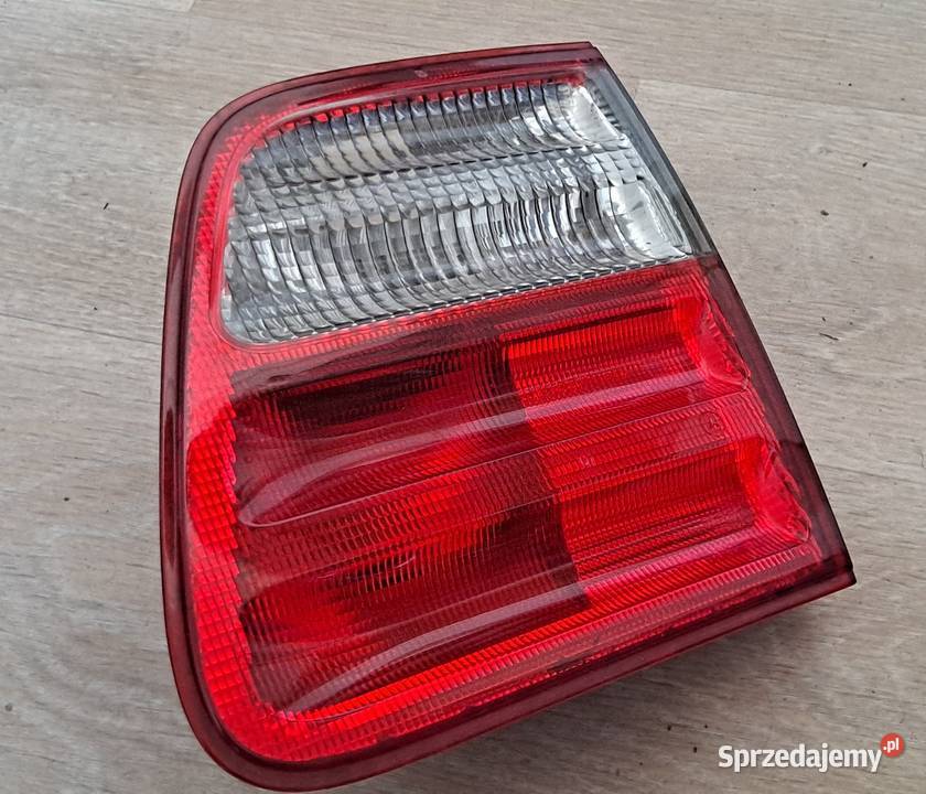 Tylne lampy Mercedes W210 S210 Kombi Lift