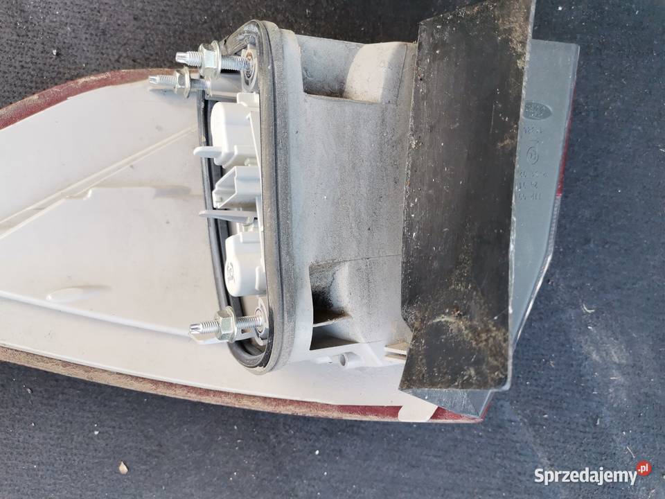 Lampa tylna lewa Ford Mondeo MK4 kombi Mielec sprzedam