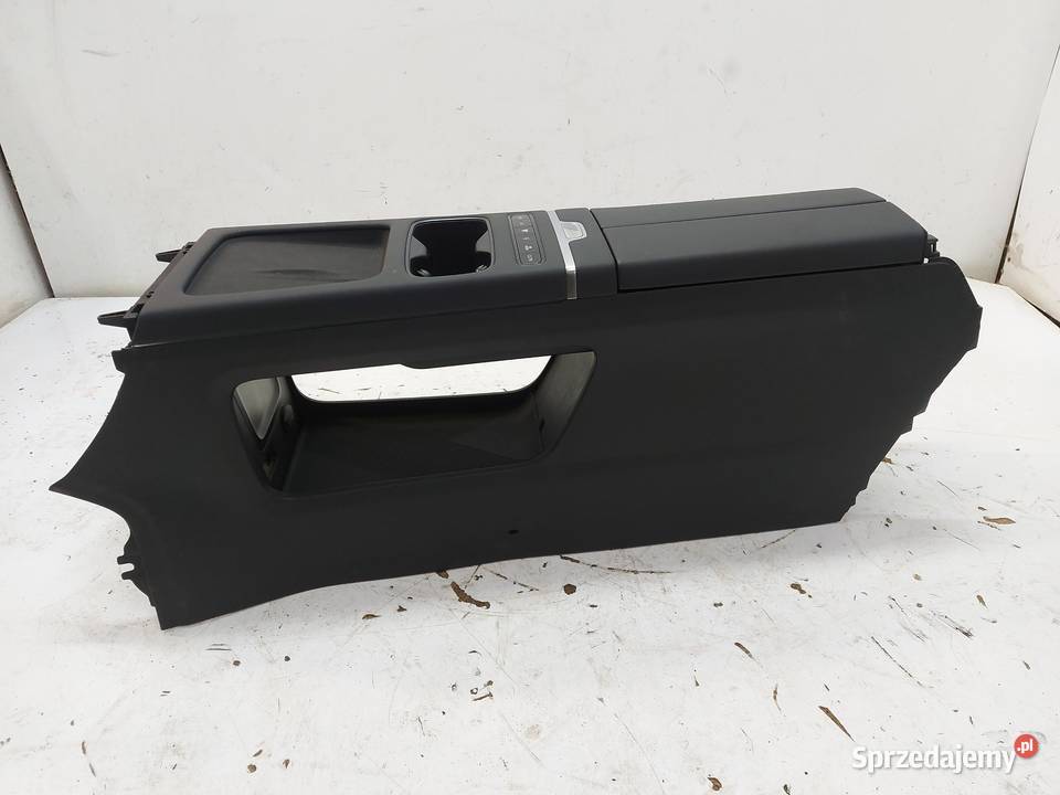 Jaecoo 7 PHEV 2025r tapicerka boczek bagażnika