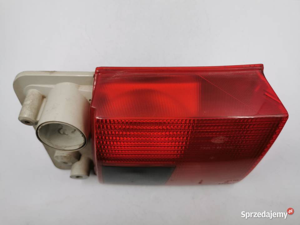 Lampa Prawy Tył Tylna Prawa Audi A6 C4 Sedan osobowe sprzedam