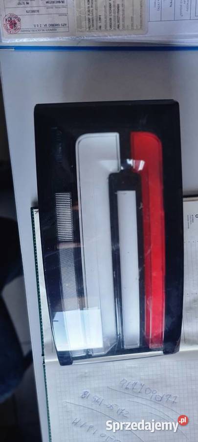 LAND ROVER DISCOVERY 5 L462 LAMPA PRAWY TYŁ sprzedam