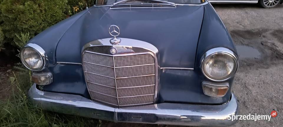 Mercedes Benz skrzydlak klasyk 20 benzyna niebieski małopolskie Orawka
