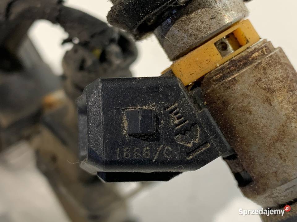 LISTWA WTRYSKOWA FIAT GRANDE PUNTO 12 65 podkarpackie