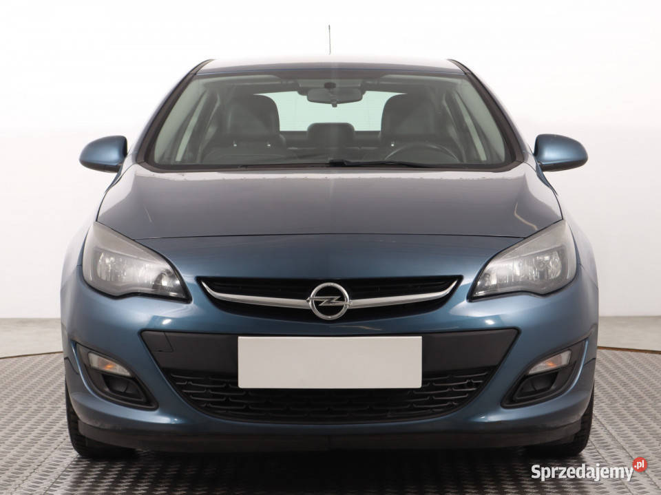 Opel Astra 14 T tempomat