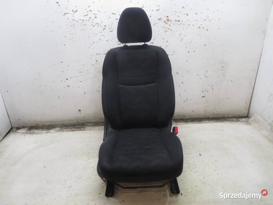 FOTEL PRAWY PRZÓD PRZEDNI XTRAIL III T32