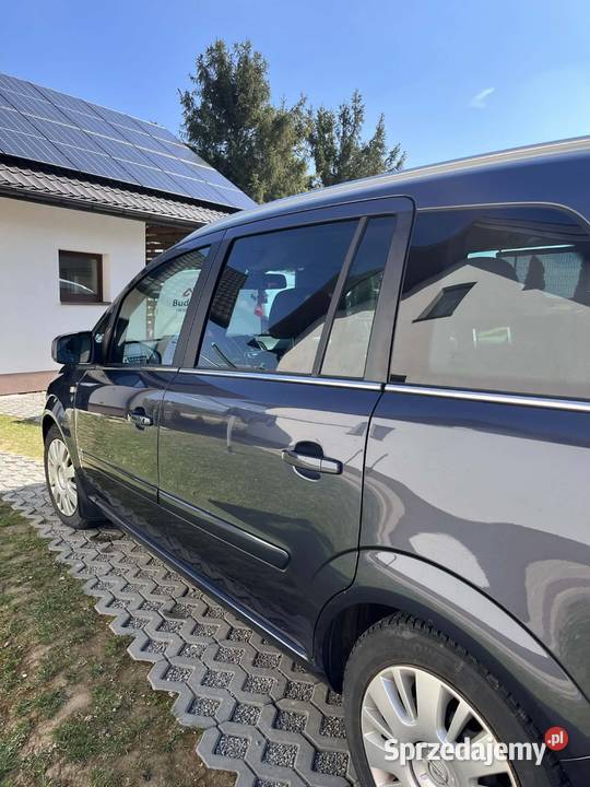 Opel Zafira B Lift 18 LPG Stag ABS Mała