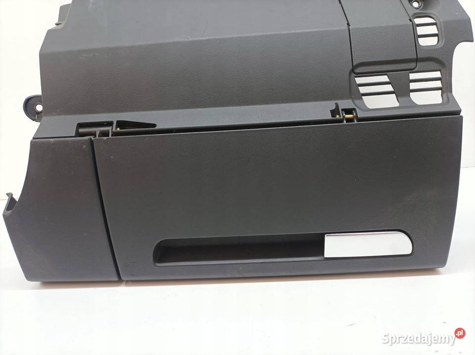 SCHOWEK PRAWY PASAŻERA DESKI 8Z1857095F Audi A2