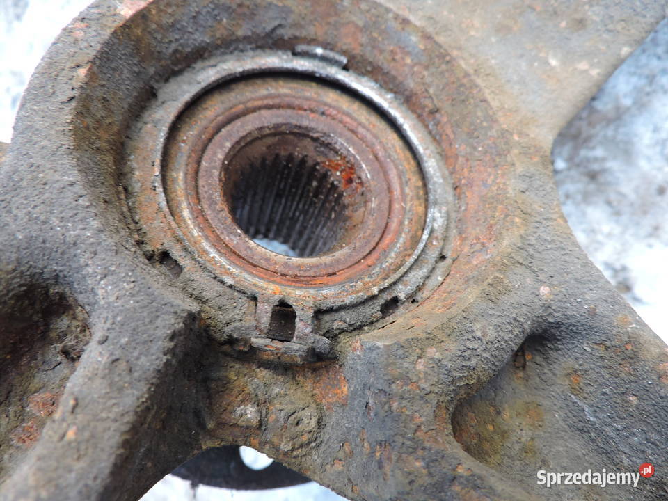 Zwrotnica koła prawy przód Renault Megane II 19 osobowe Zwrotnice Myszków