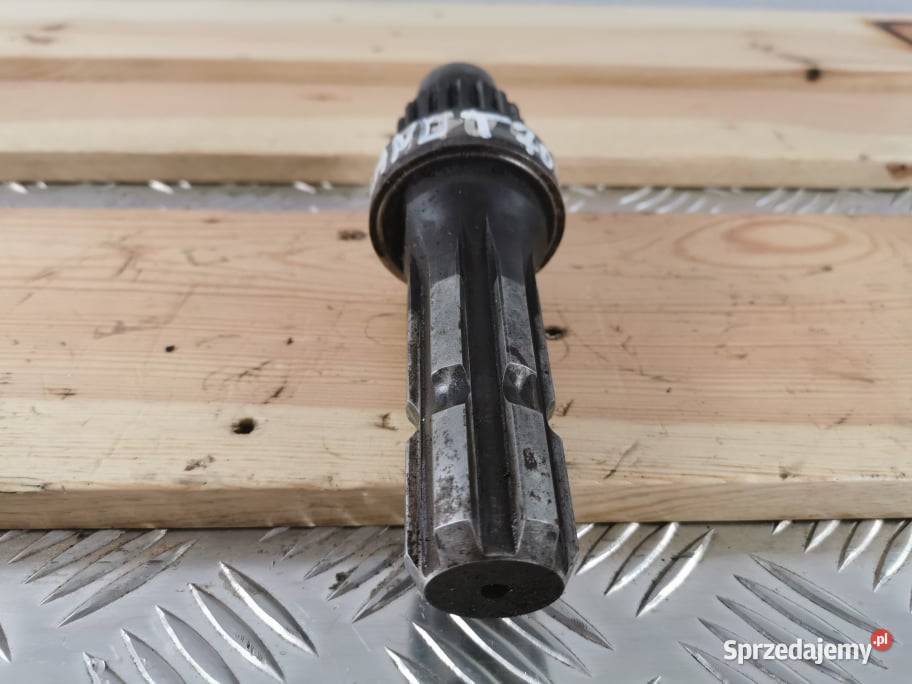 Holland T 7060 Końcówka wałka odbioru mocy Wilkowo sprzedam