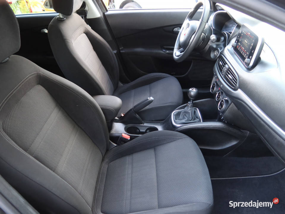 Fiat Tipo 14 TJet elektryczne lusterka Tipo Katowice