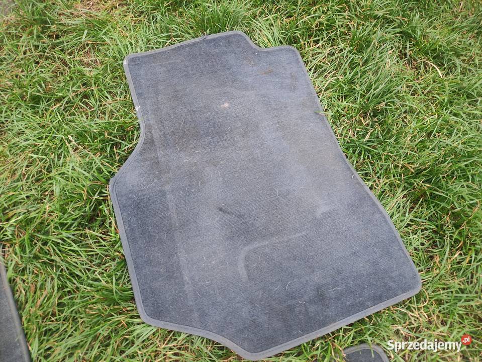 Oryginalne dywaniki materiałowe Peugeot 1007 Rawicz