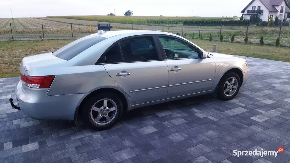 Hyundai Sonata NF 24 G4KC LPG 2005 uszkodzony 303000km sprzedam