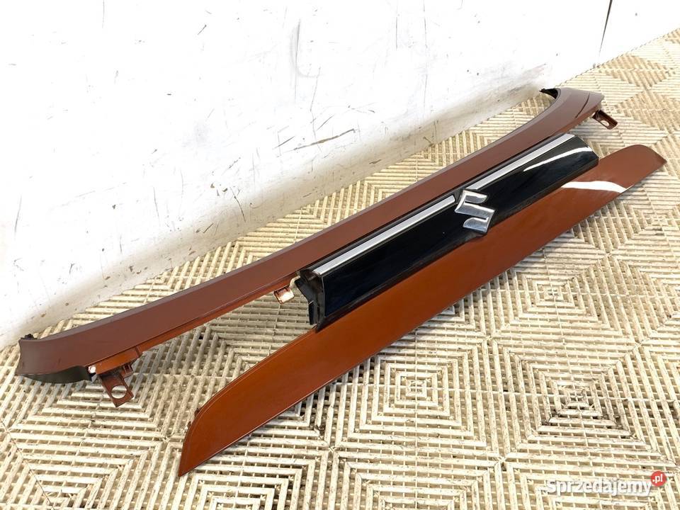 LISTWA KLAPY TYŁ SUZUKI SCROSS Crossover sprzedam