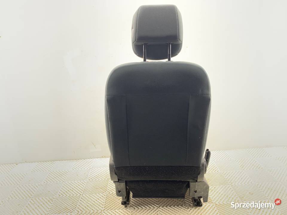 FOTEL PRAWY PRZÓD RENAULT MEGANE III Kombi