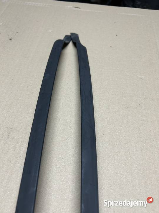 Listwa szyby czołowej Passat B5 B5FL lewa prawa Grudziądz