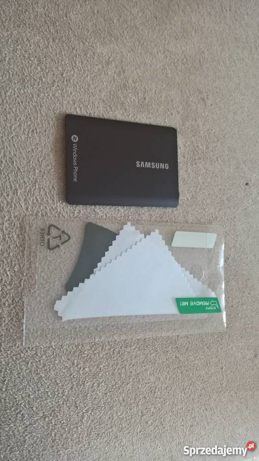 Sprzedam tylną klapkę Samsunga Omnia 7folia Kalisz